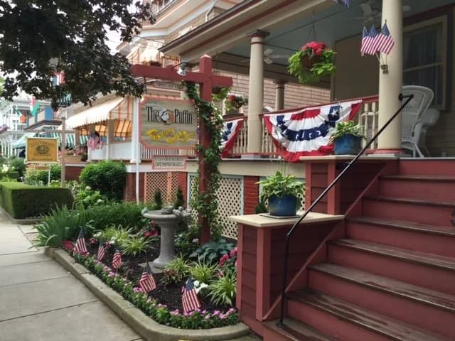 Cover image for Mastering the Art of Running a Successful Vacation Rental in Cape May: Tips and Strategies