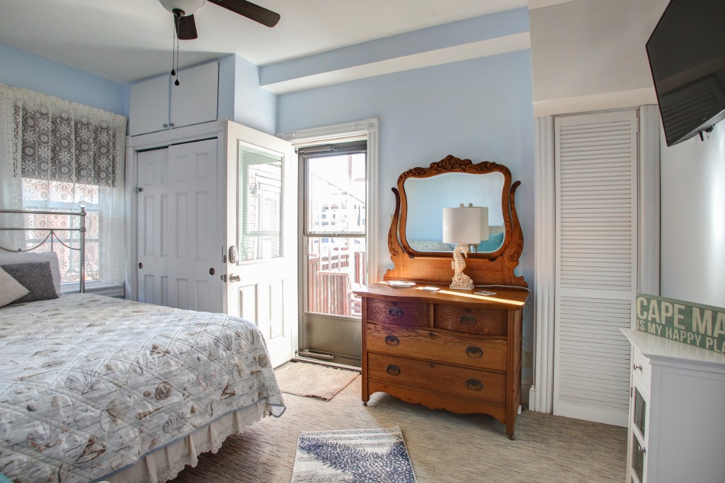 Rose Suite: Unforgettable Cape May Vacation Rental Experience