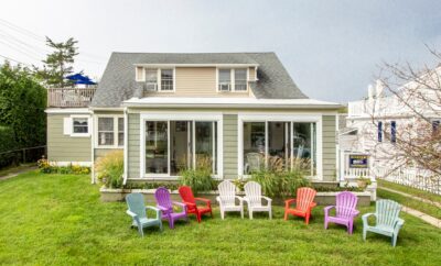 Seaside Beach Escape, Walk one Block to Beach! Light bright comfy